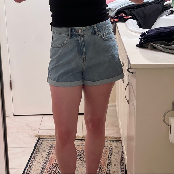 💙👖Denim Co - Jean shorts /Denim short shorts - Size 6 - Picture 3 of 11